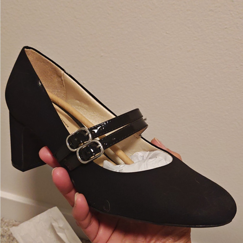 Life Stride Black Double Strap Heels
